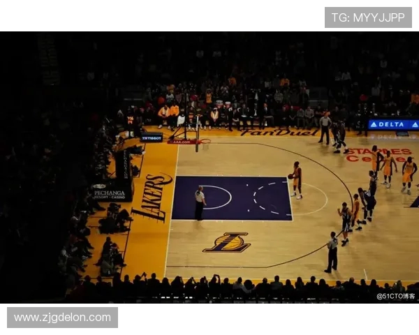 深圳篮球队灵活性排名第六展现球队卓越表现与潜力 深圳篮球队灵活性排名第六展现球队卓越表现与潜力