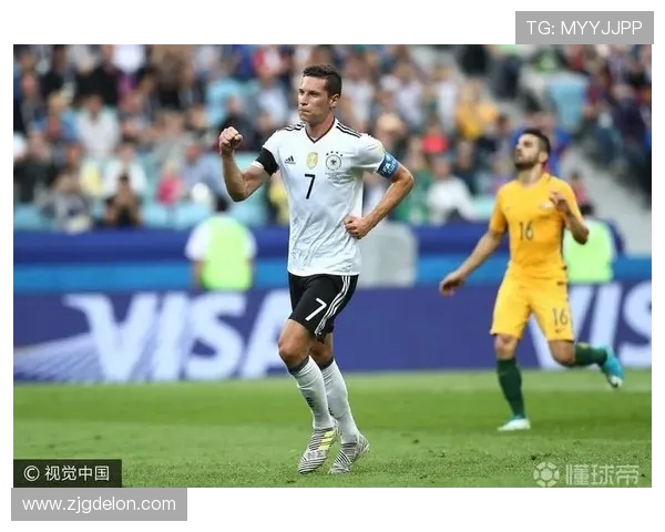 精彩对决德国队迎战智利队足球直播全程回顾与精彩瞬间分析 精彩对决德国队迎战智利队足球直播全程回顾与精彩瞬间分析
