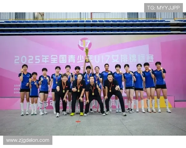 上海排球队以60分稳居锦标赛积分榜首位展现强劲实力